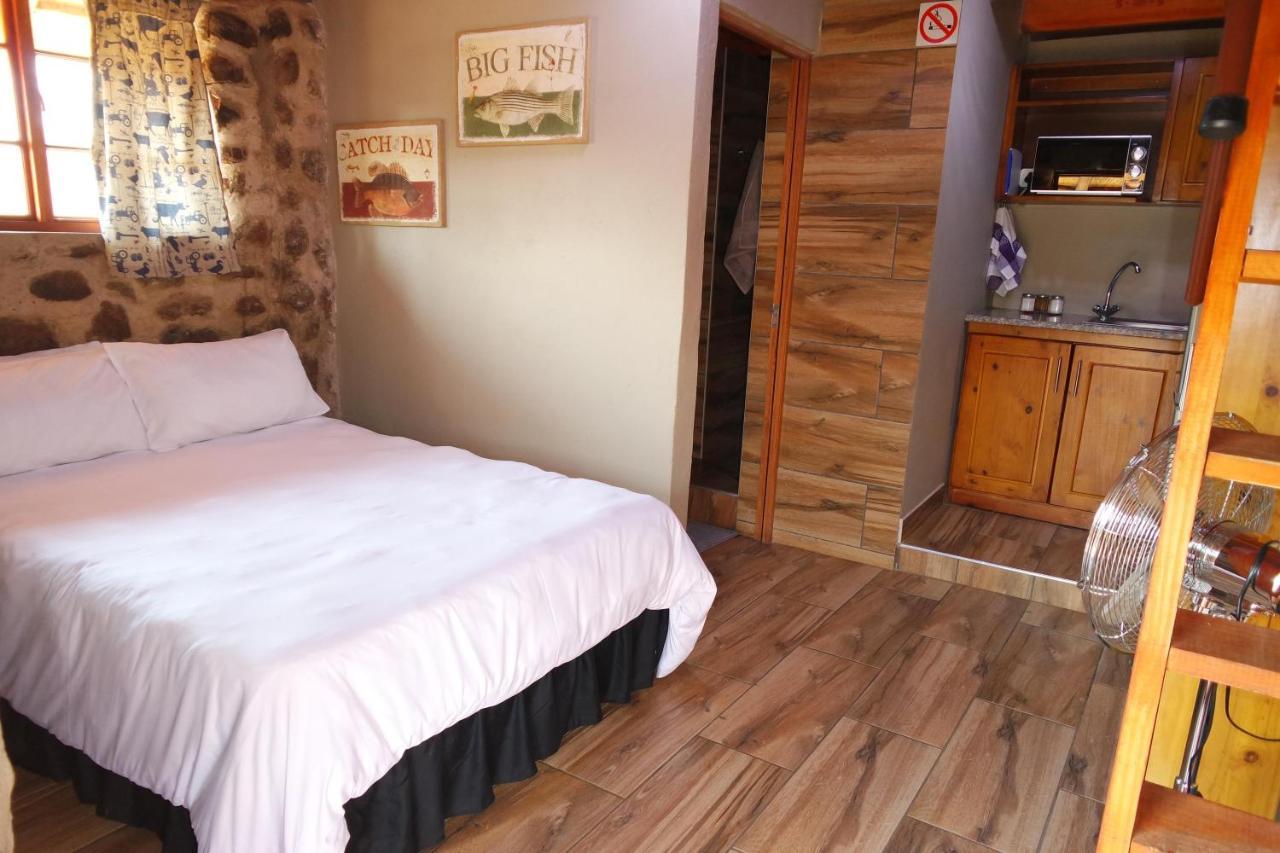 Thandabantu Game Lodge Roossenekal Luaran gambar
