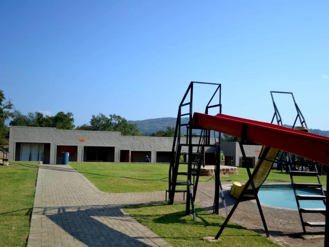 Thandabantu Game Lodge Roossenekal Luaran gambar